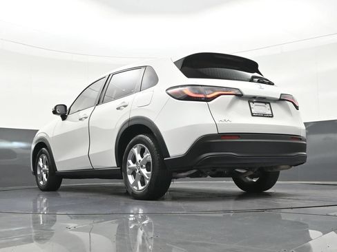 Used 2023 Honda HR-V LX image 26