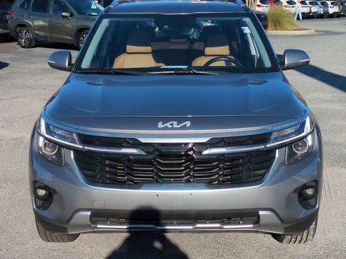 Used 2024 Kia Seltos EX image 8