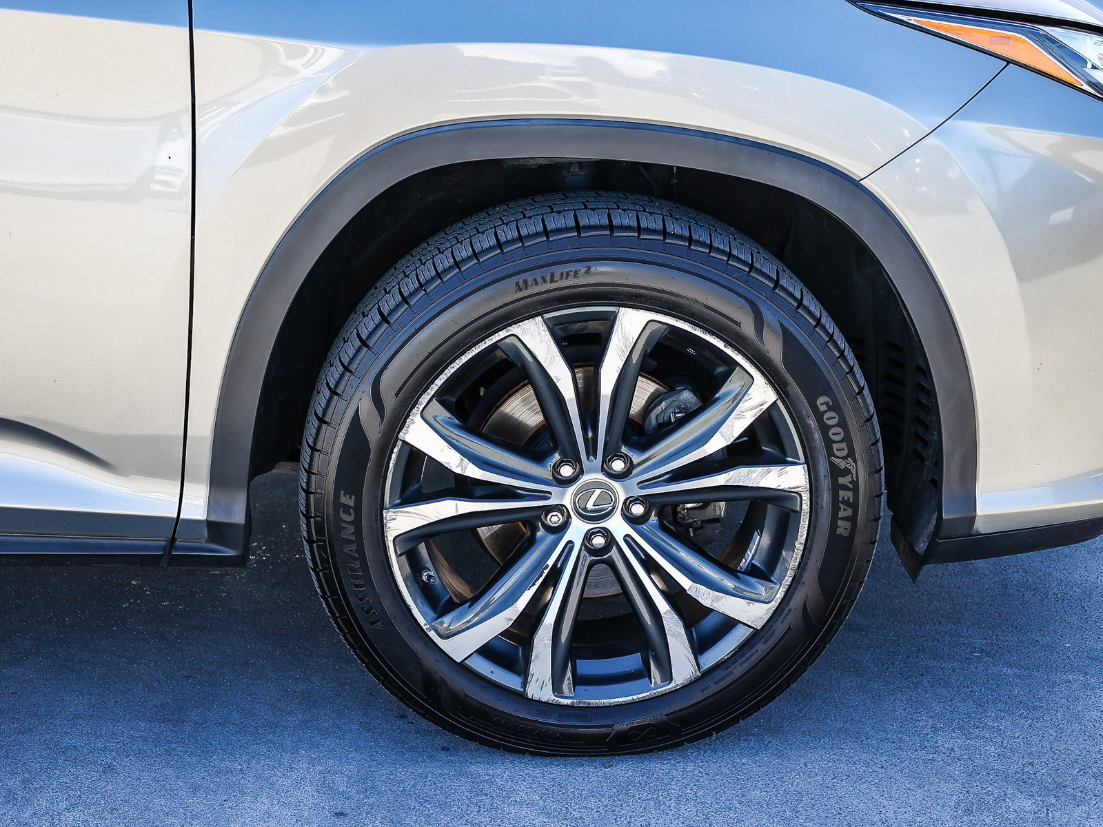 Used 2019 Lexus RX 350 FWD w/ Navigation Package image 9