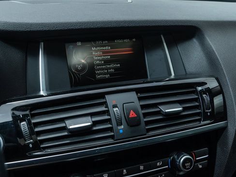 Used 2017 BMW X3 xDrive28i image 16