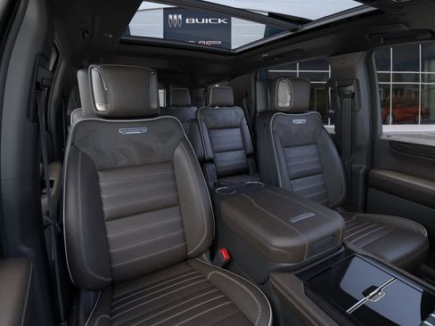 New 2026 GMC Yukon Denali Ultimate w/ LPO, Floor Liner Package AWD/4WD image 16