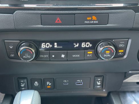 Used 2022 Nissan Frontier SV RWD image 25