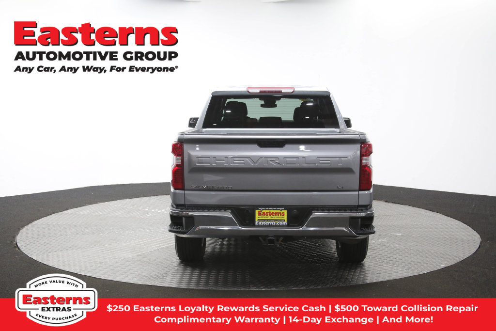 Used 2023 Chevrolet Silverado 1500 LT AWD/4WD image 40
