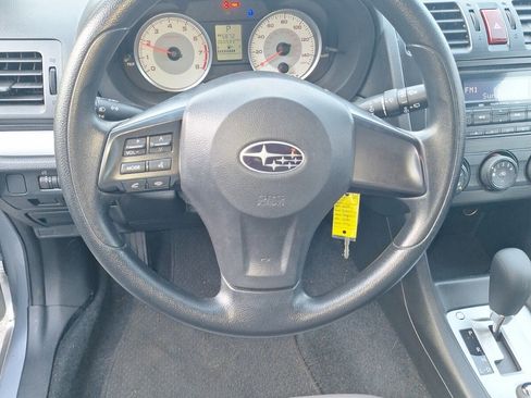 Used 2013 Subaru Impreza 2.0i image 9