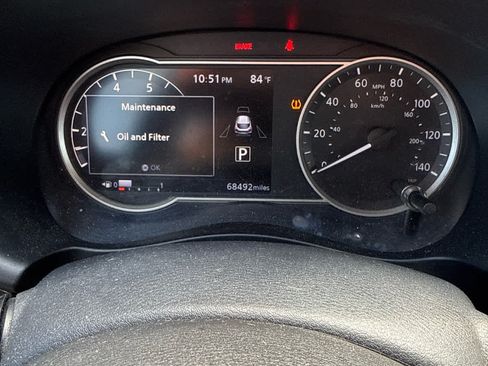 Used 2018 Nissan Kicks SV FWD image 4