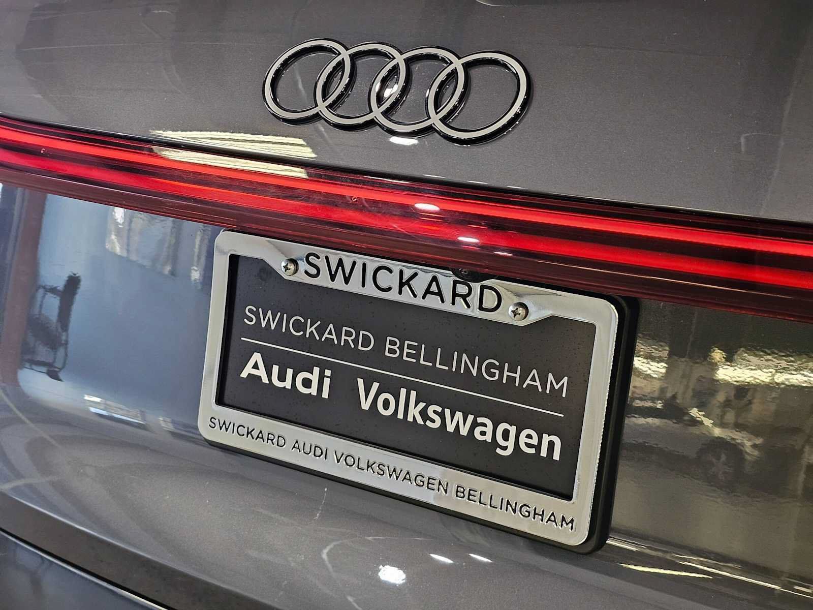 Used 2025 Audi Q5 Premium w/ Convenience Package AWD/4WD image 14