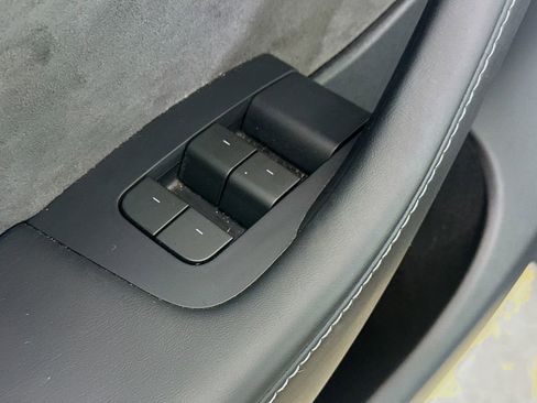 Used 2024 Tesla Model Y Long Range image 8