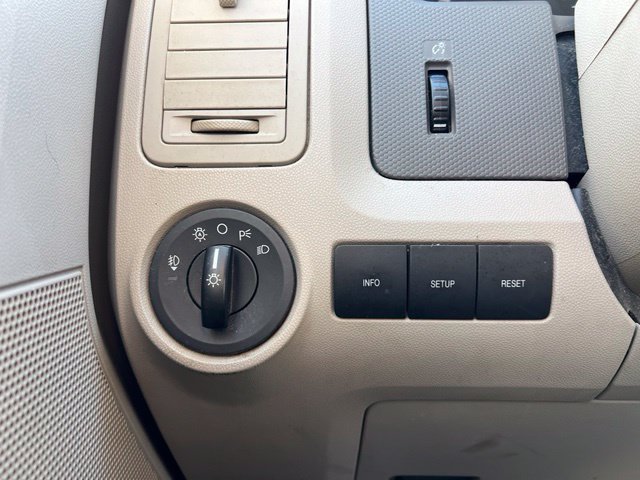 Used 2011 Ford Escape XLT FWD image 12