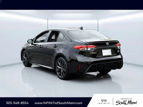 Used 2023 Toyota Corolla SE image 6