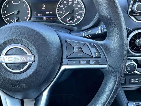 Used 2024 Nissan Sentra SV image 25