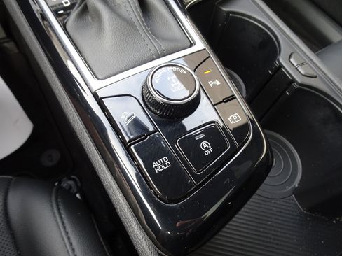Used 2023 Kia Sportage X-Line w/ X-Line Premium Package AWD/4WD image 17