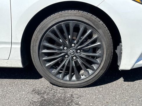 Used 2020 Toyota Avalon XSE w/ All Weather Liner Package FWD image 11