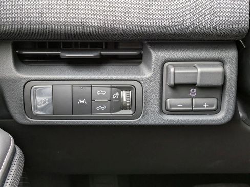 New 2026 GMC Sierra EV Elevation w/ LPO, Elevation Dark Package image 17