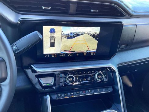 Used 2024 GMC Sierra 3500 Denali w/ Technology Package image 26