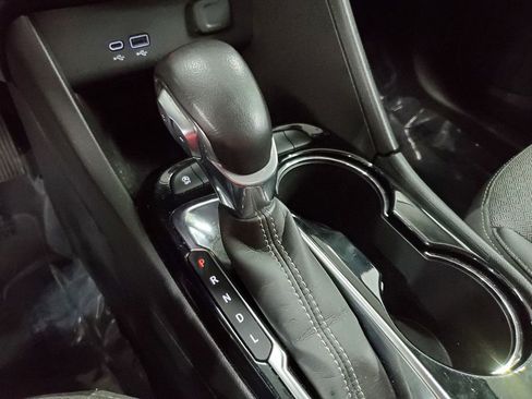 Used 2024 Buick Encore GX Preferred image 18