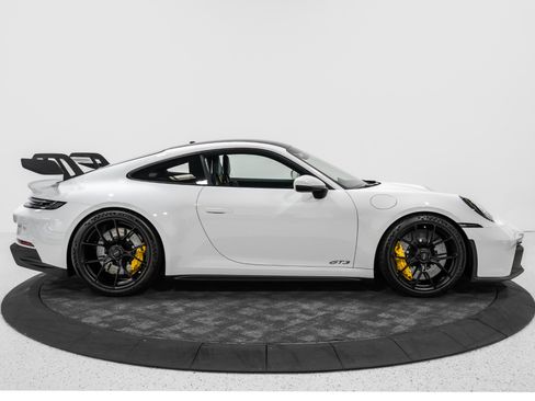 Used 2022 Porsche 911 GT3 RWD image 10