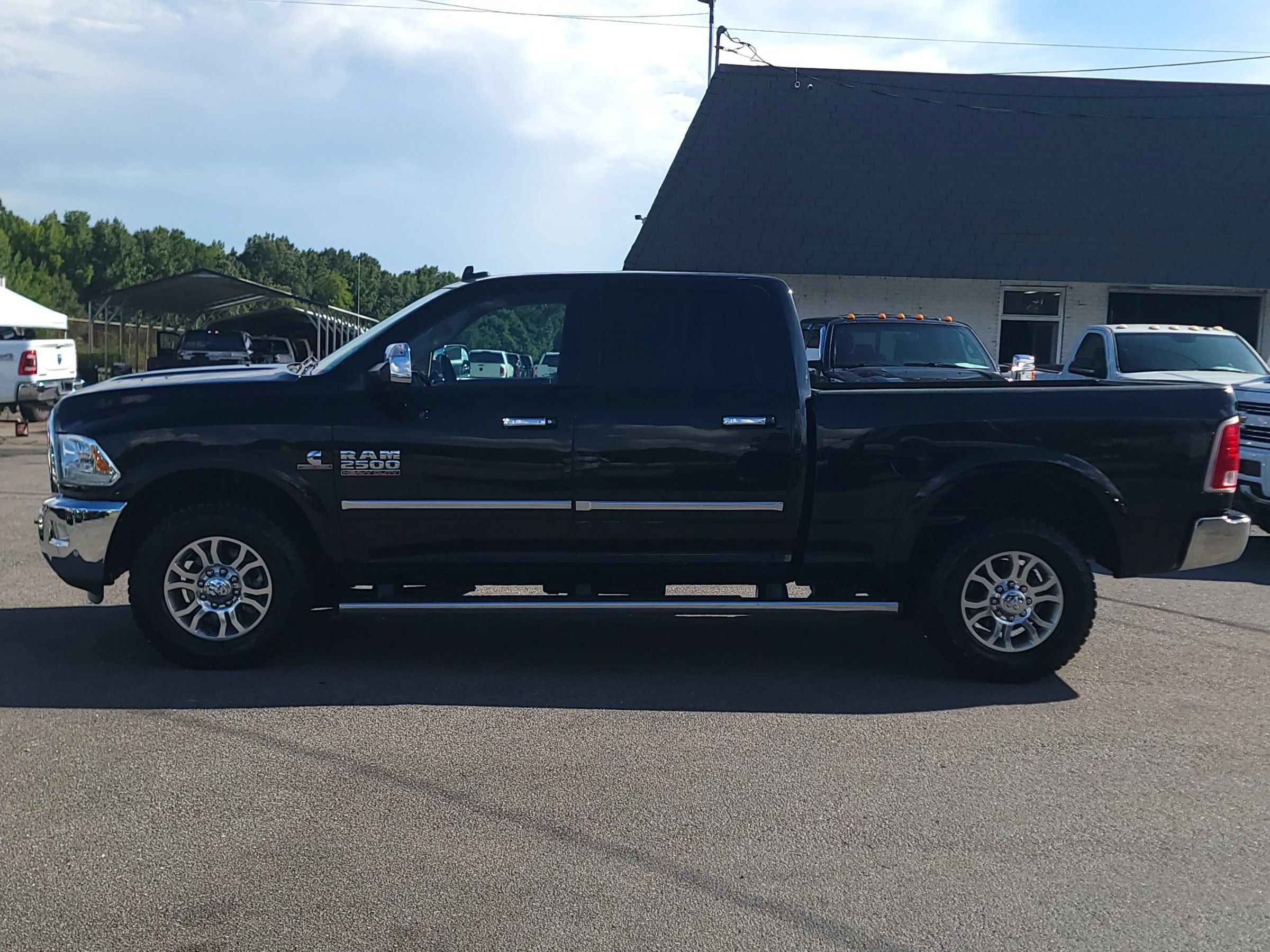 Used 2016 RAM 2500 Laramie RWD image 7