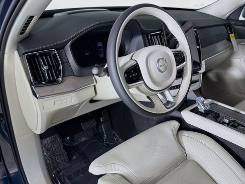 New 2026 Volvo XC90 T8 Ultra w/ Protection Package Premier AWD/4WD image 9