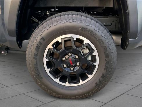 Used 2024 Toyota Tacoma TRD Off-Road w/ TRD Off Road Premium Package image 11