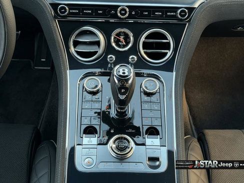 Used 2024 Bentley Continental GT Mulliner AWD/4WD image 17