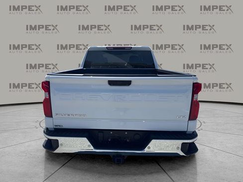 Used 2023 Chevrolet Silverado 1500 LTZ AWD/4WD image 4
