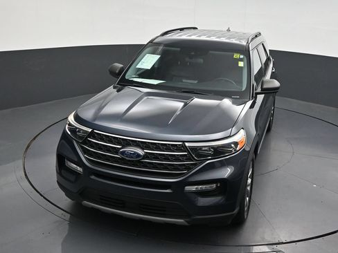 Used 2022 Ford Explorer XLT w/ Equipment Group 202A RWD image 17