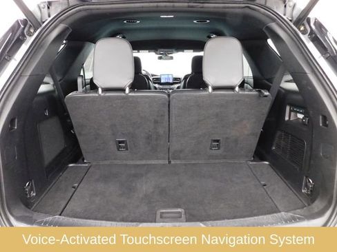 Used 2020 Ford Explorer Limited image 13