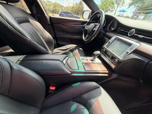 Used 2014 Maserati Quattroporte S Q4 AWD/4WD image 21