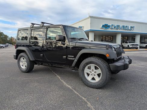 Used 2016 Jeep Wrangler Unlimited Sport w/ Quick Order Package 24S image 2