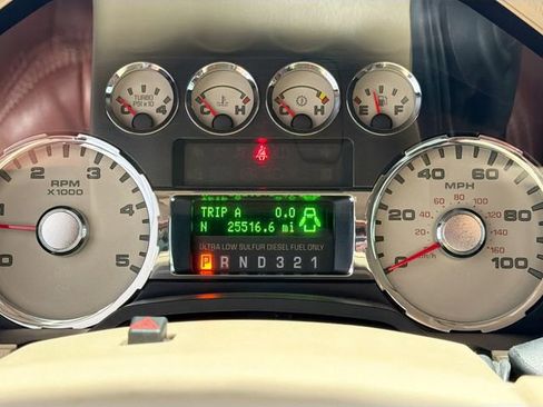 Used 2009 Ford F250 Lariat image 11