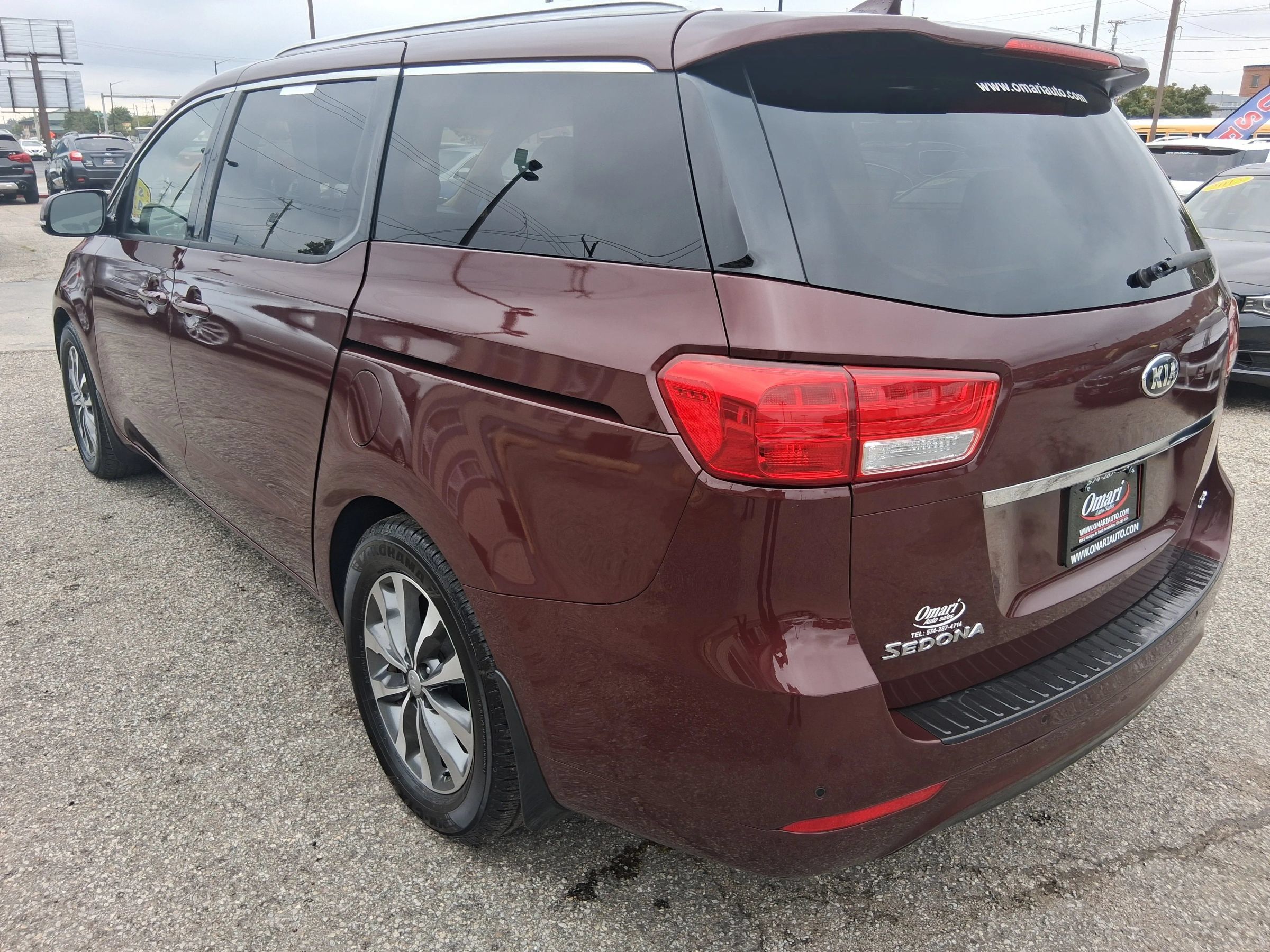 Used 2016 Kia Sedona SX FWD image 4