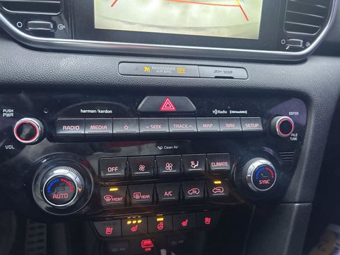 Used 2022 Kia Sportage SX image 10