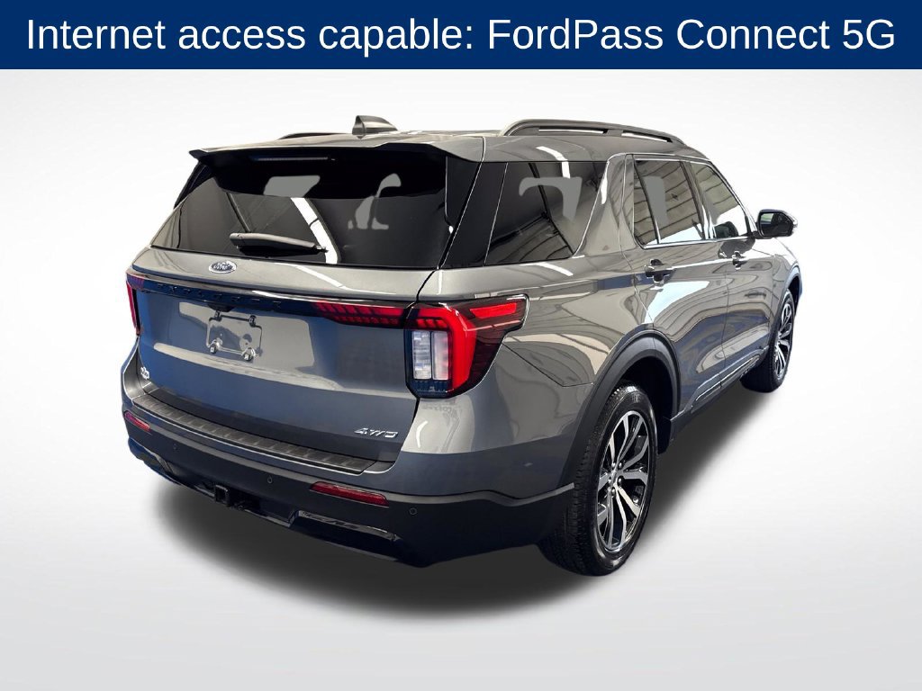 Used 2025 Ford Explorer ST-Line AWD/4WD image 5