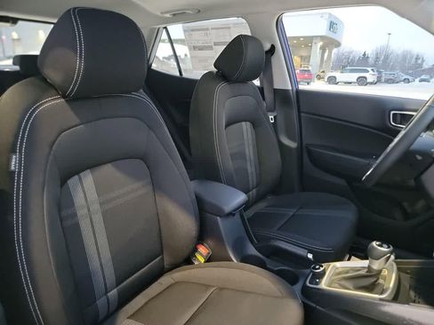 New 2026 Hyundai Venue SEL image 20