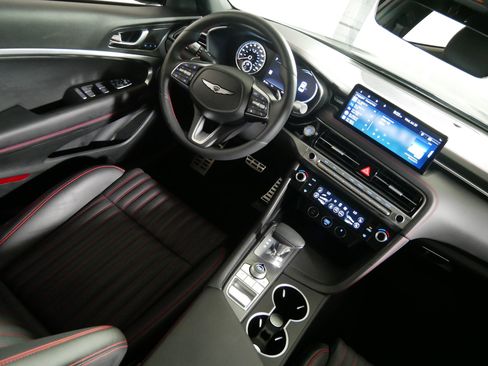 Used 2025 Genesis G70 2.5T w/ Sport Prestige Package AWD/4WD image 9