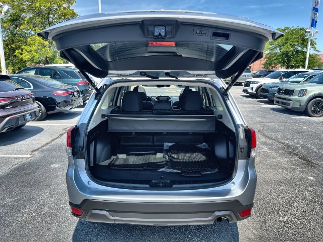 Used 2024 Subaru Forester Premium AWD/4WD image 24