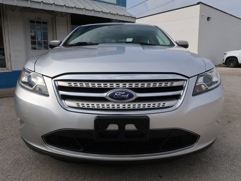 Used 2011 Ford Taurus SHO w/ 402A Rapid Spec Order Code image 9