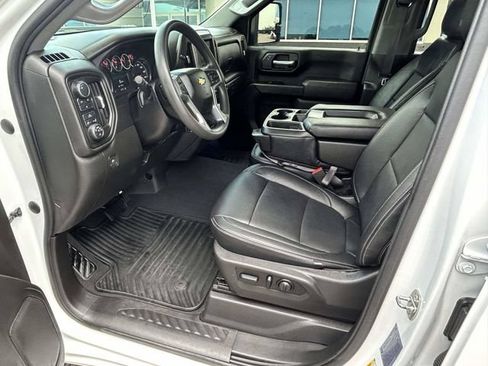 Used 2023 Chevrolet Silverado 2500 Custom w/ Custom Value Package AWD/4WD image 14