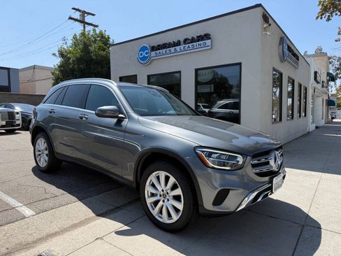 Used 2020 Mercedes-Benz GLC 300 image 2