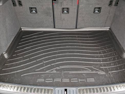 Certified 2023 Porsche Macan GTS image 22