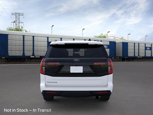 New 2026 Ford Expedition Platinum AWD/4WD image 8