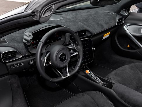 New 2026 McLaren Artura Spider RWD image 19