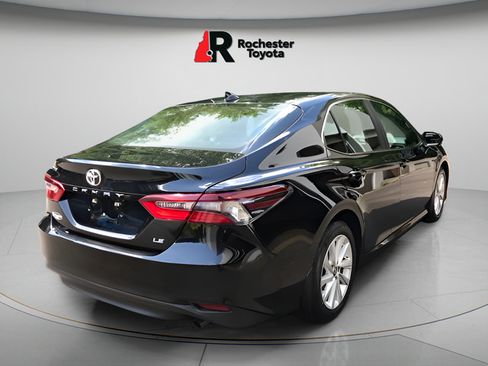 Used 2024 Toyota Camry LE FWD image 7
