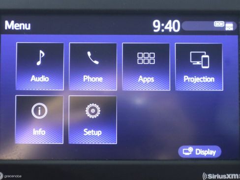 Used 2021 Toyota RAV4 LE AWD/4WD image 16
