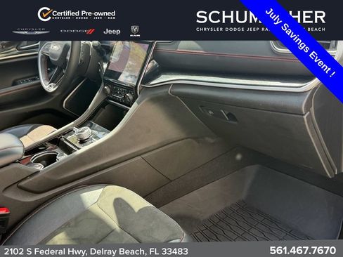 Used 2022 Jeep Grand Cherokee Trailhawk AWD/4WD image 20