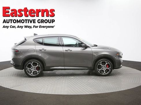 Used 2024 Alfa Romeo Tonale Veloce w/ Active Assist Package AWD/4WD image 42