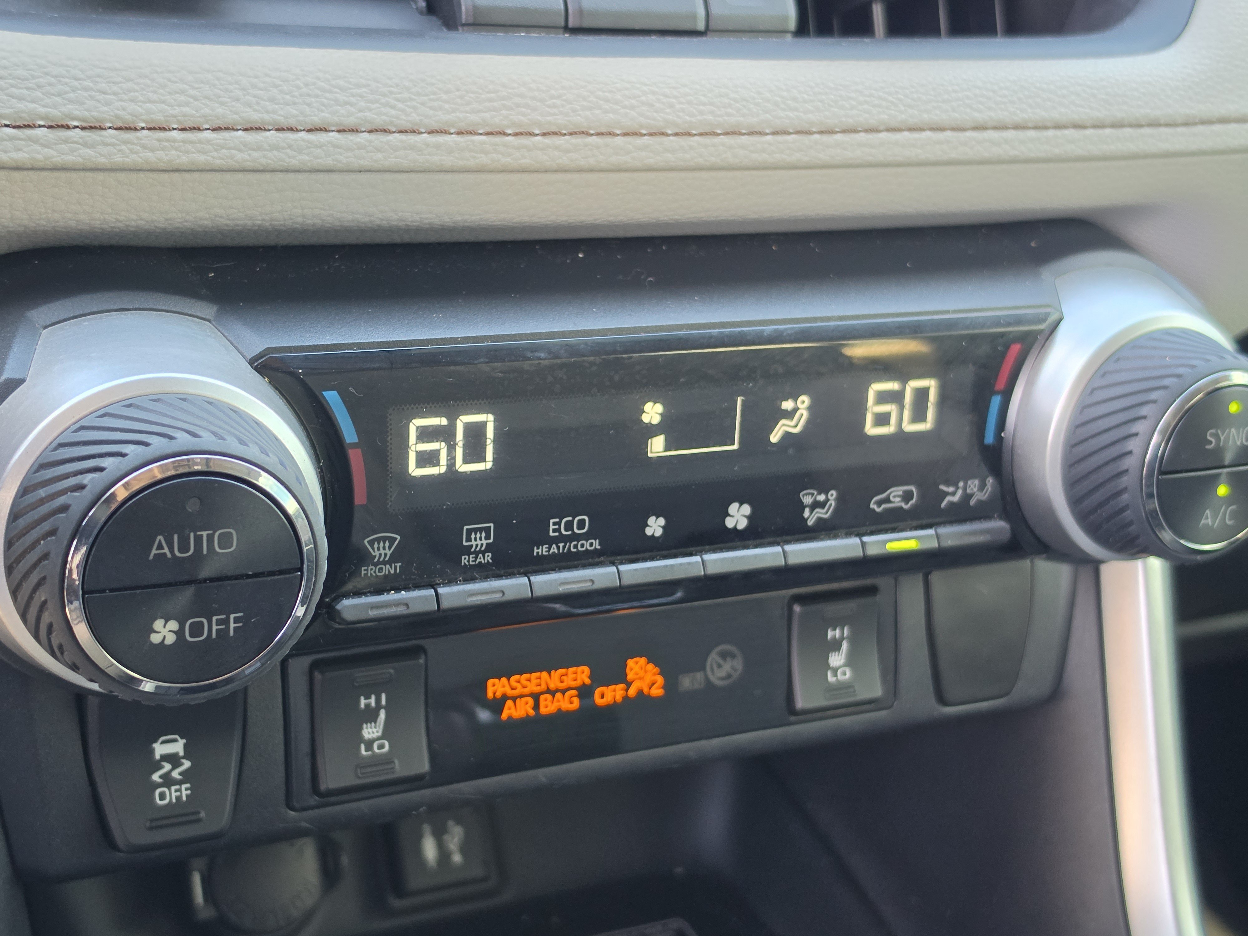Used 2019 Toyota RAV4 XLE Premium w/ Advanced Technology Package FWD image 28