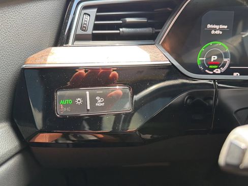 Used 2019 Audi e-tron Premium Plus AWD/4WD image 15