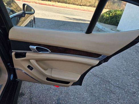 Used 2010 Porsche Panamera Turbo AWD/4WD image 29
