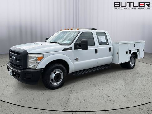 Used 2015 Ford F350 XL RWD image 2